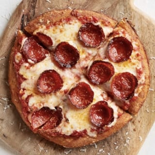 Kids 1-Topping Pizza + Fountain Soda Lunch Special